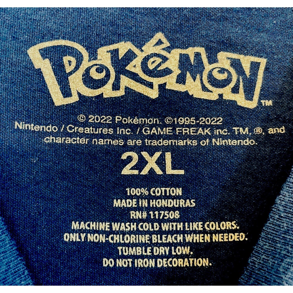 Pokémon Squirtle Womens Size 2XL T-Shirt BoxLunch Exclusive Nintendo Turtle - Picture 2 of 4